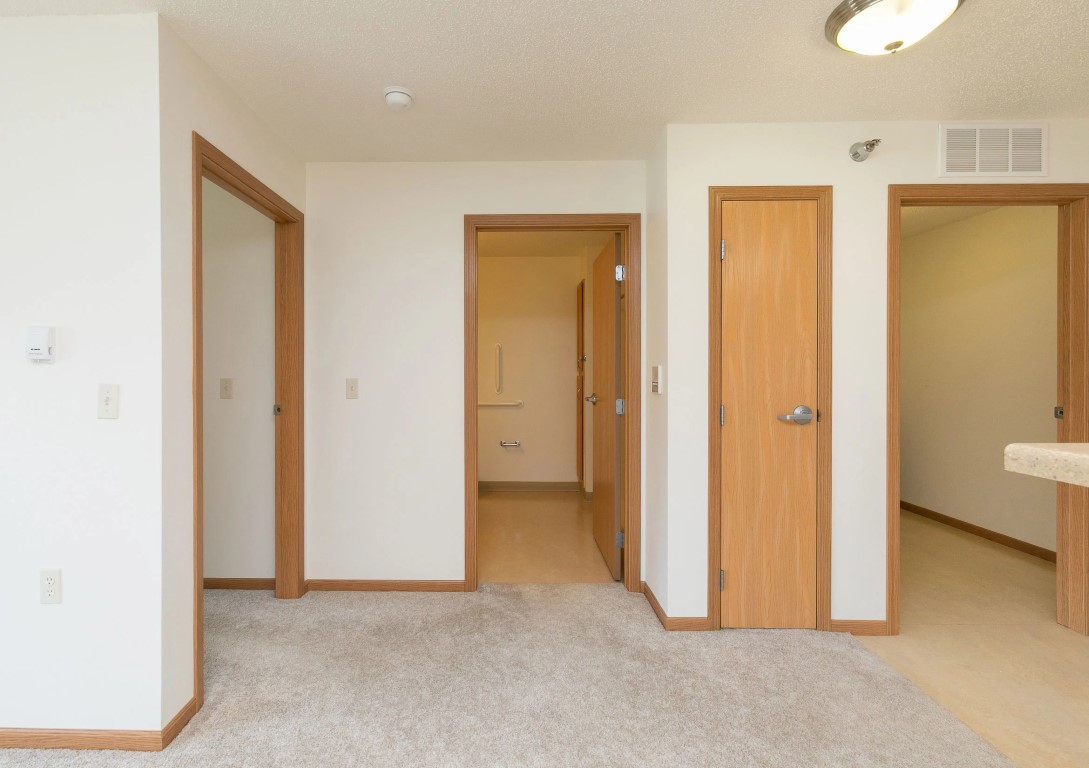 F Sunrise North 1bdrm 215 Rooms